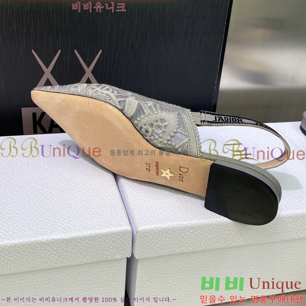 ��� �ڵ�� ������ �߷����� �÷� D150118-10