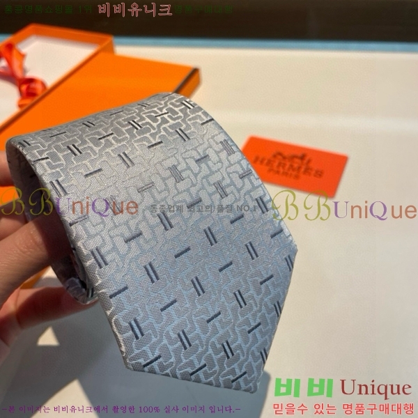 #�����޽� ��Ÿ�� HE555582-6