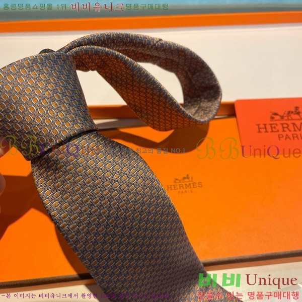 #�����޽� ��Ÿ�� HE555582-9