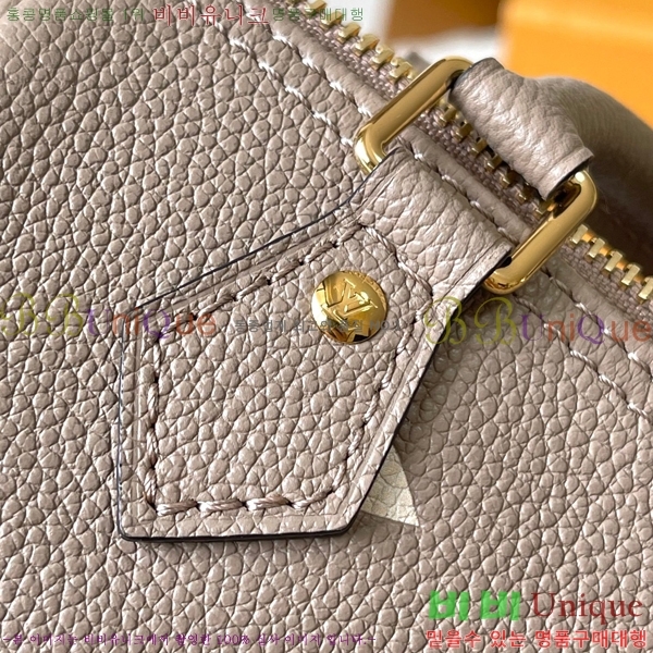 #���̺��� ���ǵ� �ݵѸ��� �̴� M82890-1000