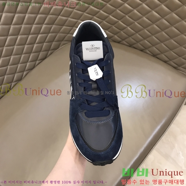 ���� �߷�Ƽ�� ����Ŀ�� 29VT24821-7