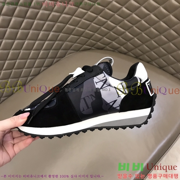 ���� �߷�Ƽ�� ����Ŀ�� 28VT24822-5