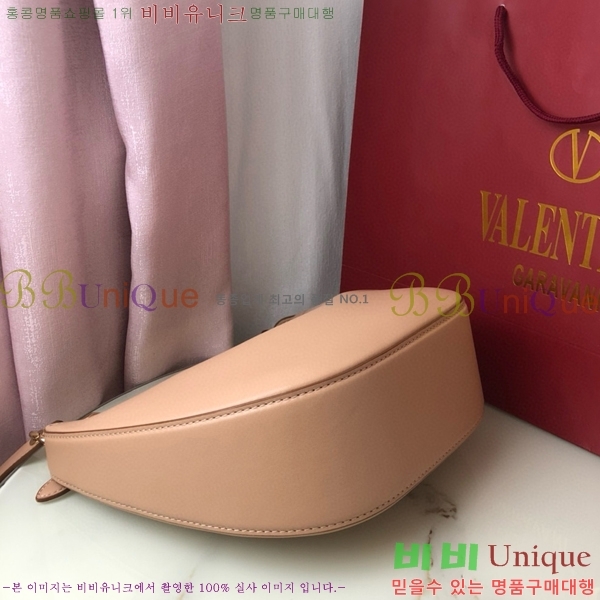 #�߷�Ƽ�� ���̷ΰ� �� �̴� ȣ���� VA2085-105