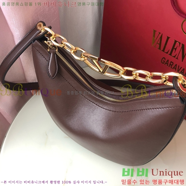 #�߷�Ƽ�� ���̷ΰ� �� �̴� ȣ���� VA2085-107