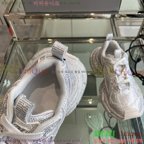 �߷��þư� 3XL Ʈ���̳� ����Ŀ�� BLA356600-104