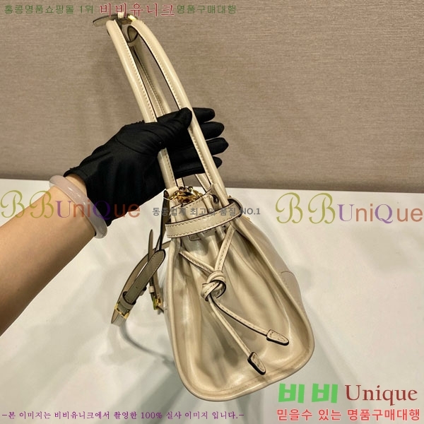 #����� �̵�� ���� �ڵ�� Ʈ����ƾ 1BA426-105 (ī���� ����)