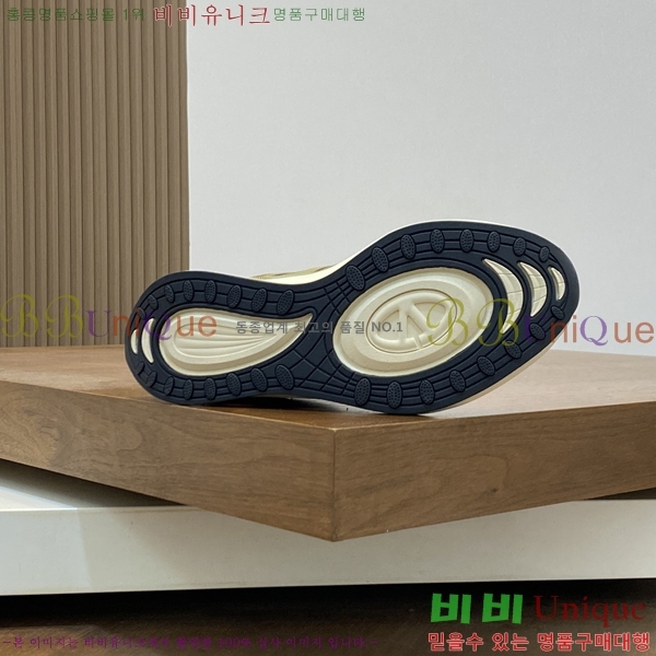 ���� �߷�Ƽ�� ����Ŀ�� VA832640-4