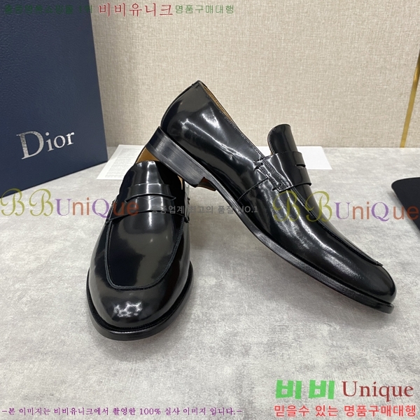 ���� ��� ���� D893670-4