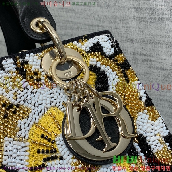 #��� ���̵�� ���� M8002-1005