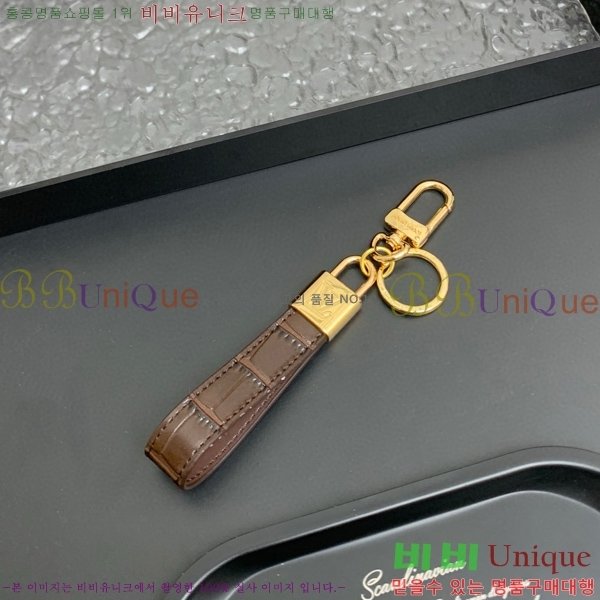 ���̺��� ŰȦ�� M09988-8