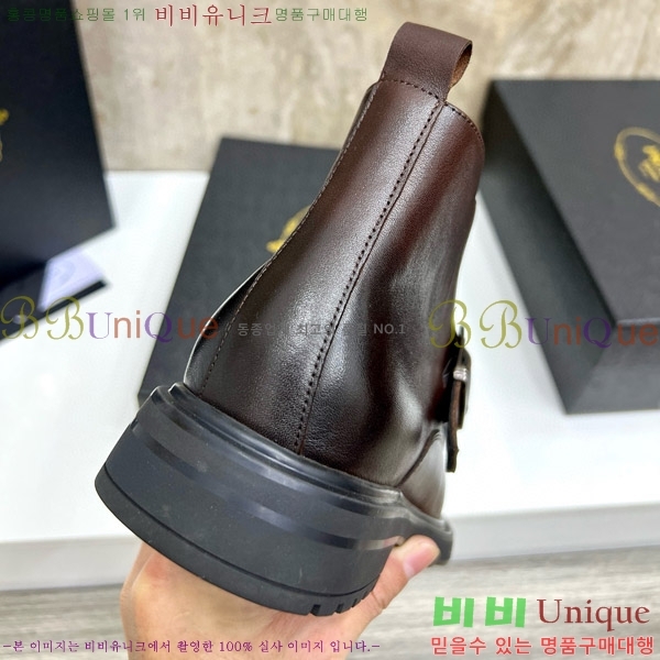 ���� ����� ���� P5D28842