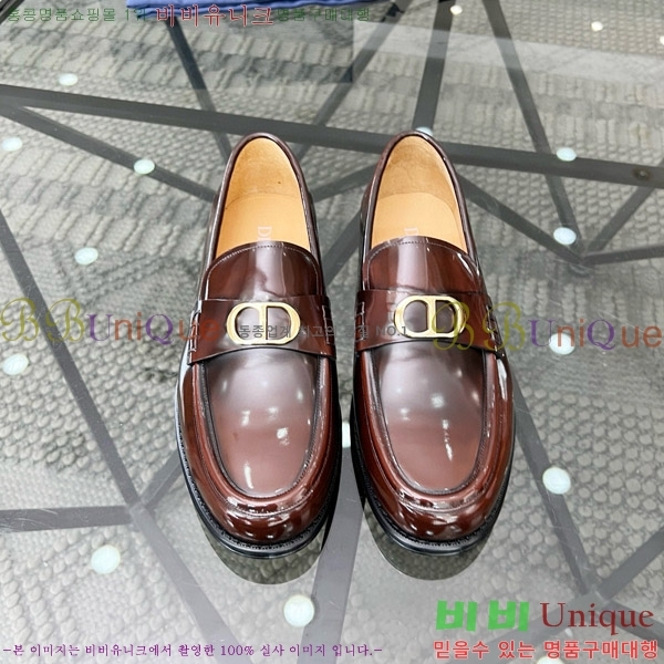 ���� ��� ���� D9978052-2