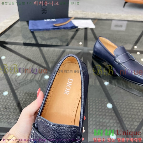 ���� ��� ���� D9978053-5