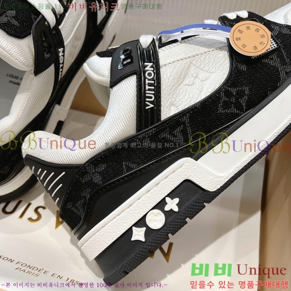 NEW LV Ʈ���̳� ����Ŀ�� 44L2412434-1