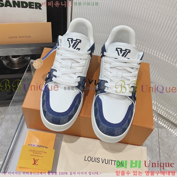 NEW LV Ʈ���̳� ����Ŀ�� 44L2412434-3