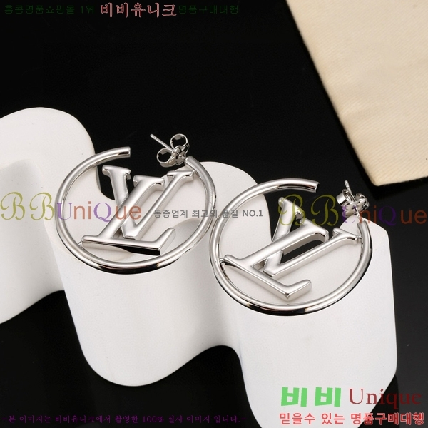 ���̺��� �Ͱ��� LV7957