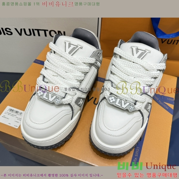 NEW LV Ʈ���̳� �ƽ� ����Ŀ�� 40L249272-77-3