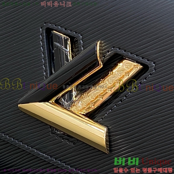 #���̺��� Ʈ����Ʈ MM M24631-101