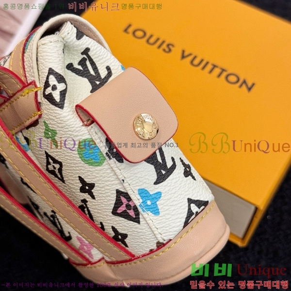 ���̺��� �̴� ũ�������� �Ŀ�ġ M77166-4