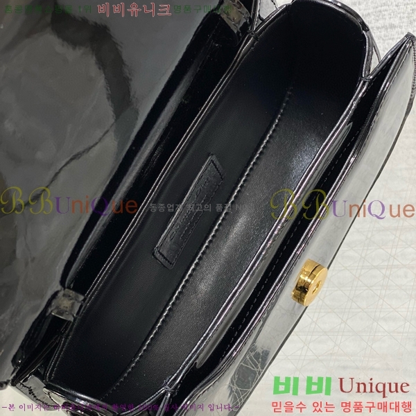 #��� 30 ������ ���� �̵�� ž �ڵ�� M9371-201