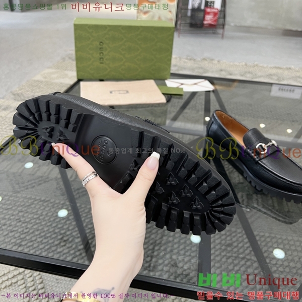 ���� ���� ���� G823703-3