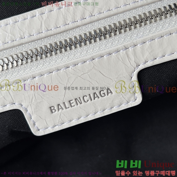 #�߷��þư� LE CAGOLE �� ī�� ���� 6713071-502