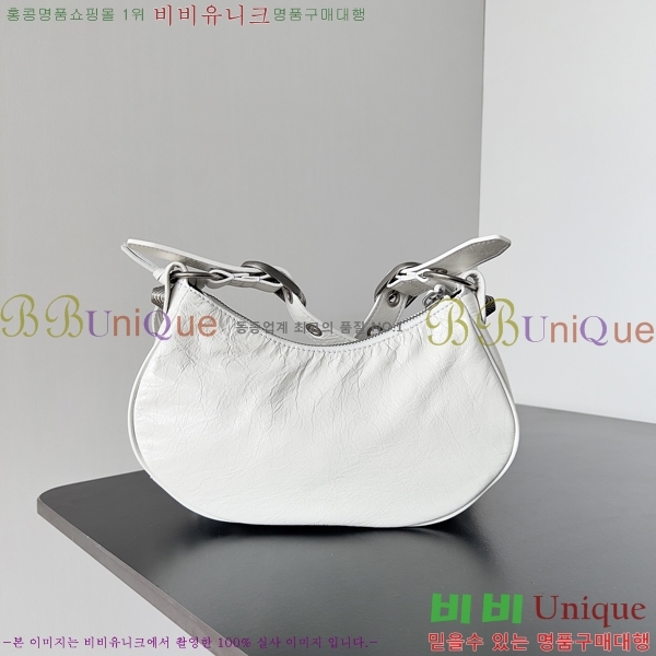 #�߷��þư� LE CAGOLE �� ī�� Xs ����� 6713091-1