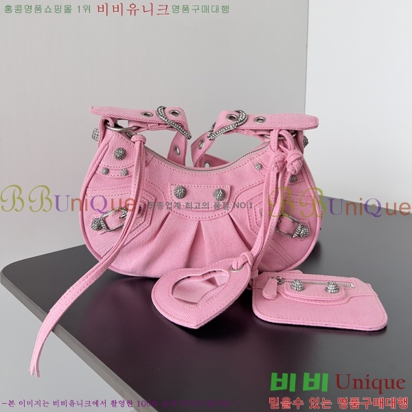 #�߷��þư� LE CAGOLE �� ī�� Xs ����� 6713091-17