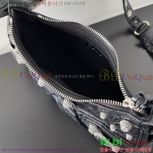 #�߷��þư� LE CAGOLE �� ī�� Xs ����� 6713091-14