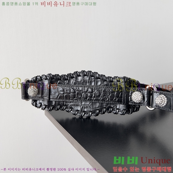 #�߷��þư� LE CAGOLE �� ī�� ���� 6713071-506