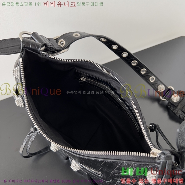 #�߷��þư� LE CAGOLE �� ī�� ���� 6713071-506