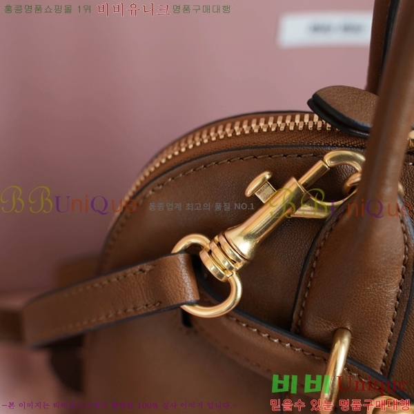 #�̿�̿� �ƹ�Ƣ�� ž �ڵ�� ���� 5BB169-902