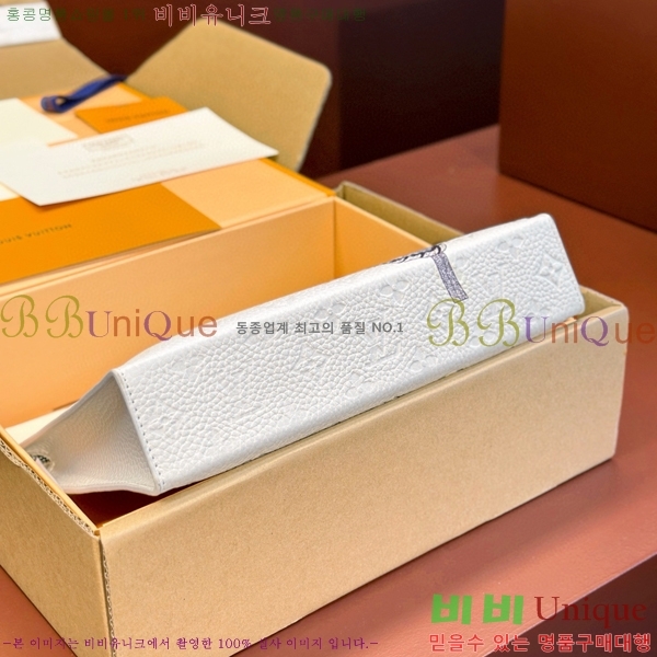 #���̺��� x �߿��� ���縶 ����Ʈ ������ M21681-100