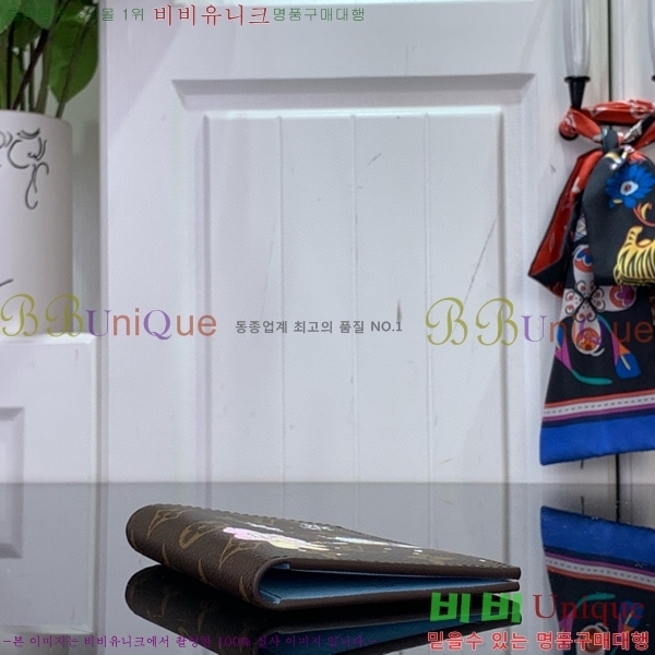 #���̺��� �н���Ʈ Ŀ�� �������� M12237-301