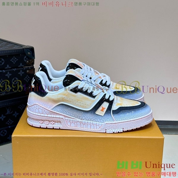 ���̺��� Ʈ���̳� ����Ŀ�� 55L4541744-3