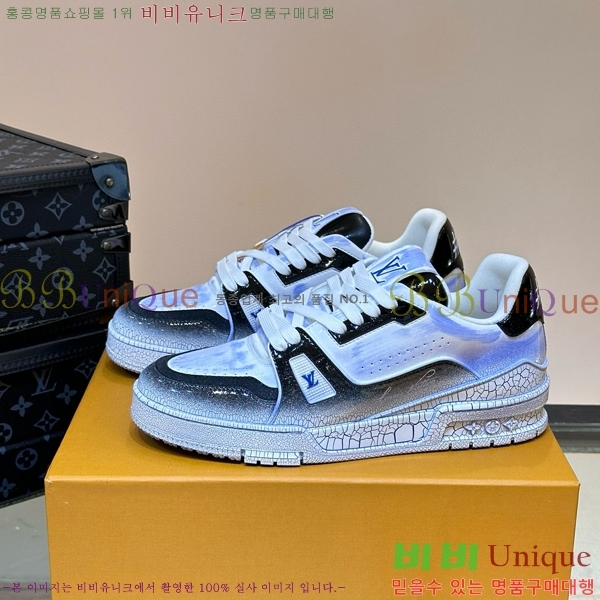 ���̺��� Ʈ���̳� ����Ŀ�� 55L4541744-4