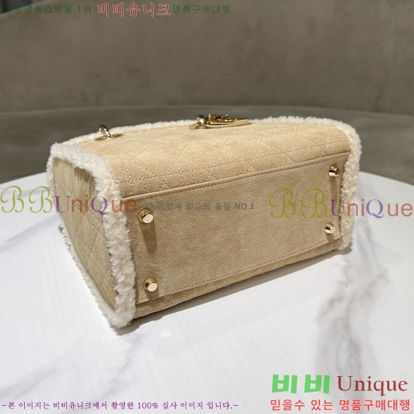 #��� ���̵�� �̵� M0506-701