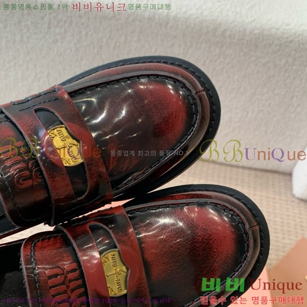 ���� �̿�̿� ��� ���� M4402225