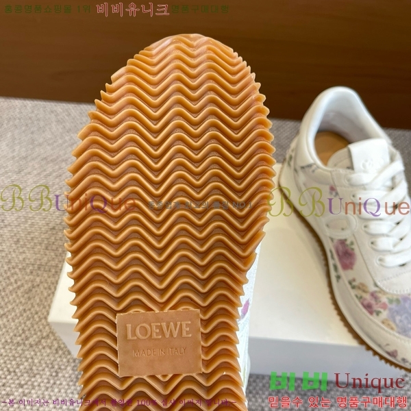 ���� �ο��� ����Ŀ�� 29LW249306-16