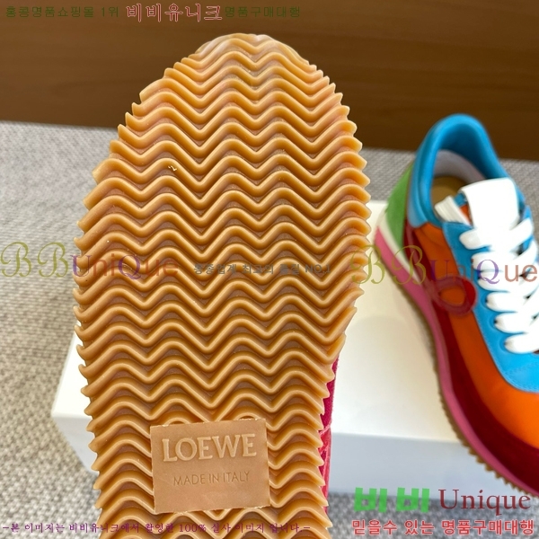 ���� �ο��� ����Ŀ�� 29LW249306-17