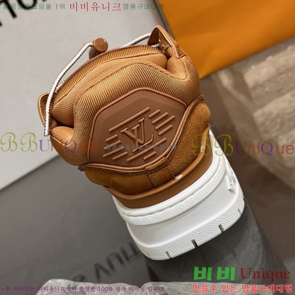 NEW LV Ʈ���̳� ����Ŀ�� 45L2522661-1