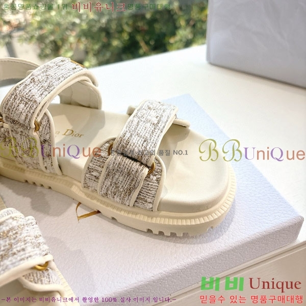 ���� ��� ��� ���� D2466049-4