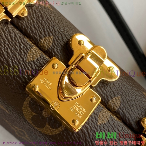 #���̺��� ����Ƽ ���̽� ���׷� �ڵ�� M46758-1100