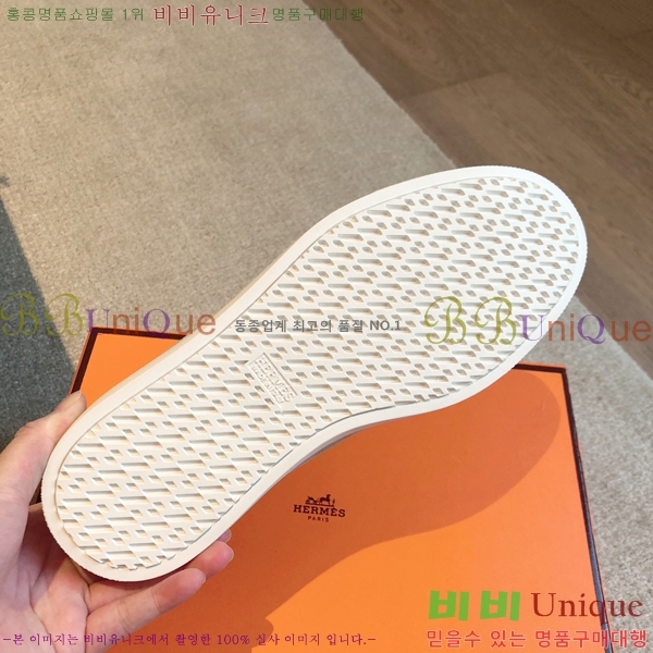 �����޽� Julian ������ �������� 38H253157-1