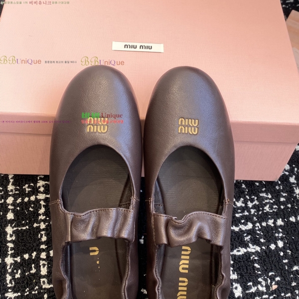 �̿�̿� �޸����� �÷����� 32MU253142-3