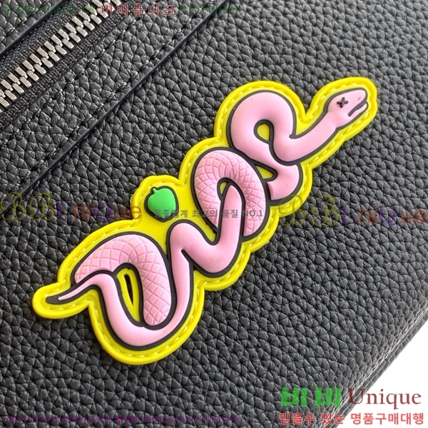 #��� ���̴� 2.0 KAWS �̴� ���� �޽����� 2ESWS034-2