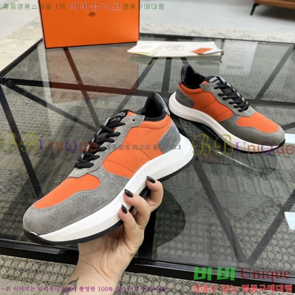 ���� �����޽� ����Ŀ�� HR599104-8