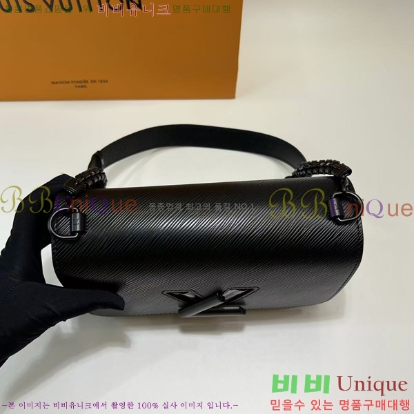 #���̺��� Ʈ����Ʈ MM M25325-101