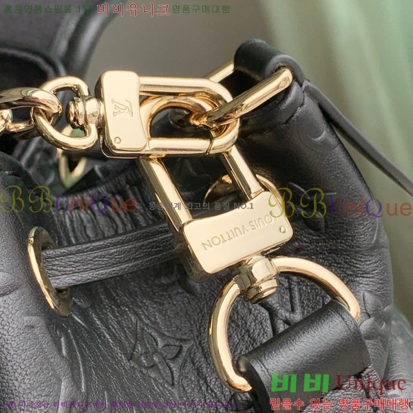 #���̺��� ������ ��� �� M25554-101