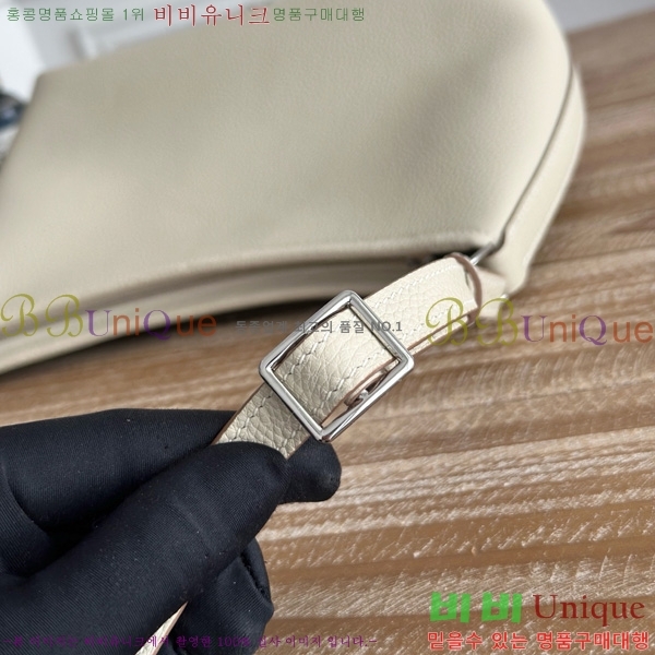 #�����޽� Berlingot 23 PM HE27855141-302